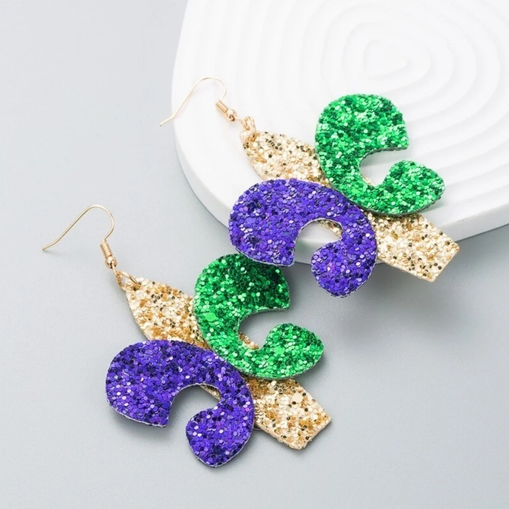 Sparkle and Shine at Mardi Gras: Fleur De Lis Glitter Earrings Extravaganza!